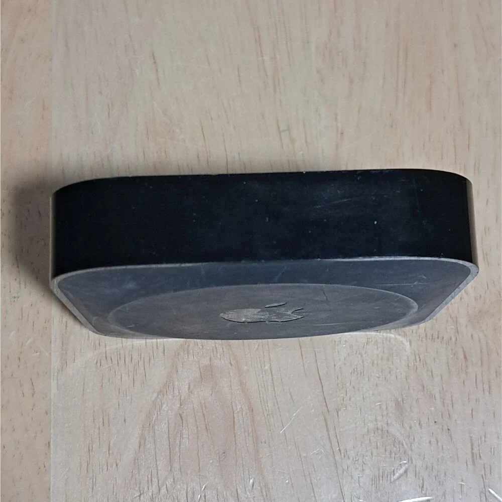 Apple TV 3rd Gen 1080p Wi-Fi A1469 w/ Remote and NOT ORIGINAL Power Cord